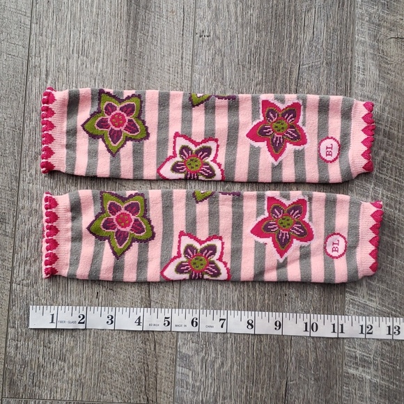 Flower Print Baby Legs - Picture 3 of 3